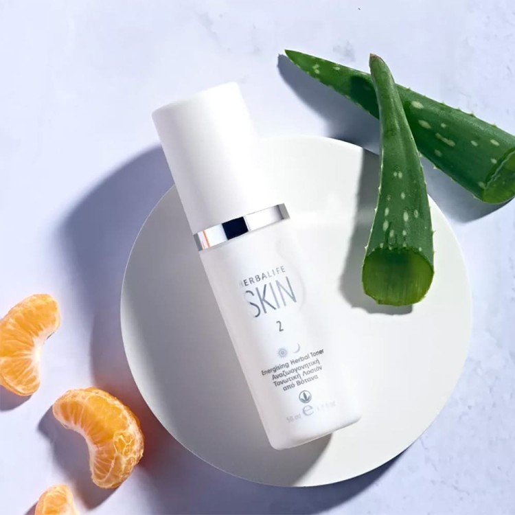 Herbalife SKIN Energetyzujący tonik z ziołami